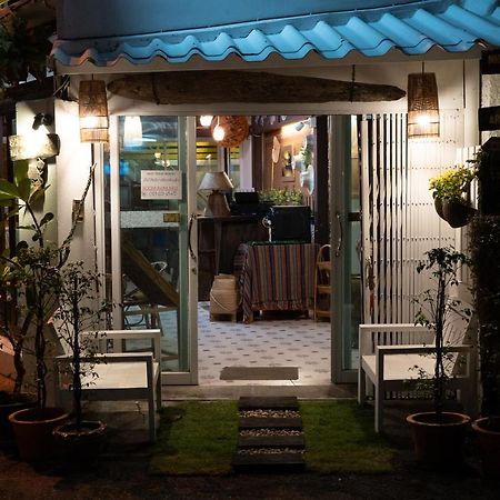 Past Tense Hostel Chiang Mai Buitenkant foto