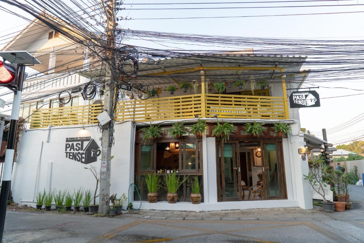 Past Tense Hostel Chiang Mai Buitenkant foto